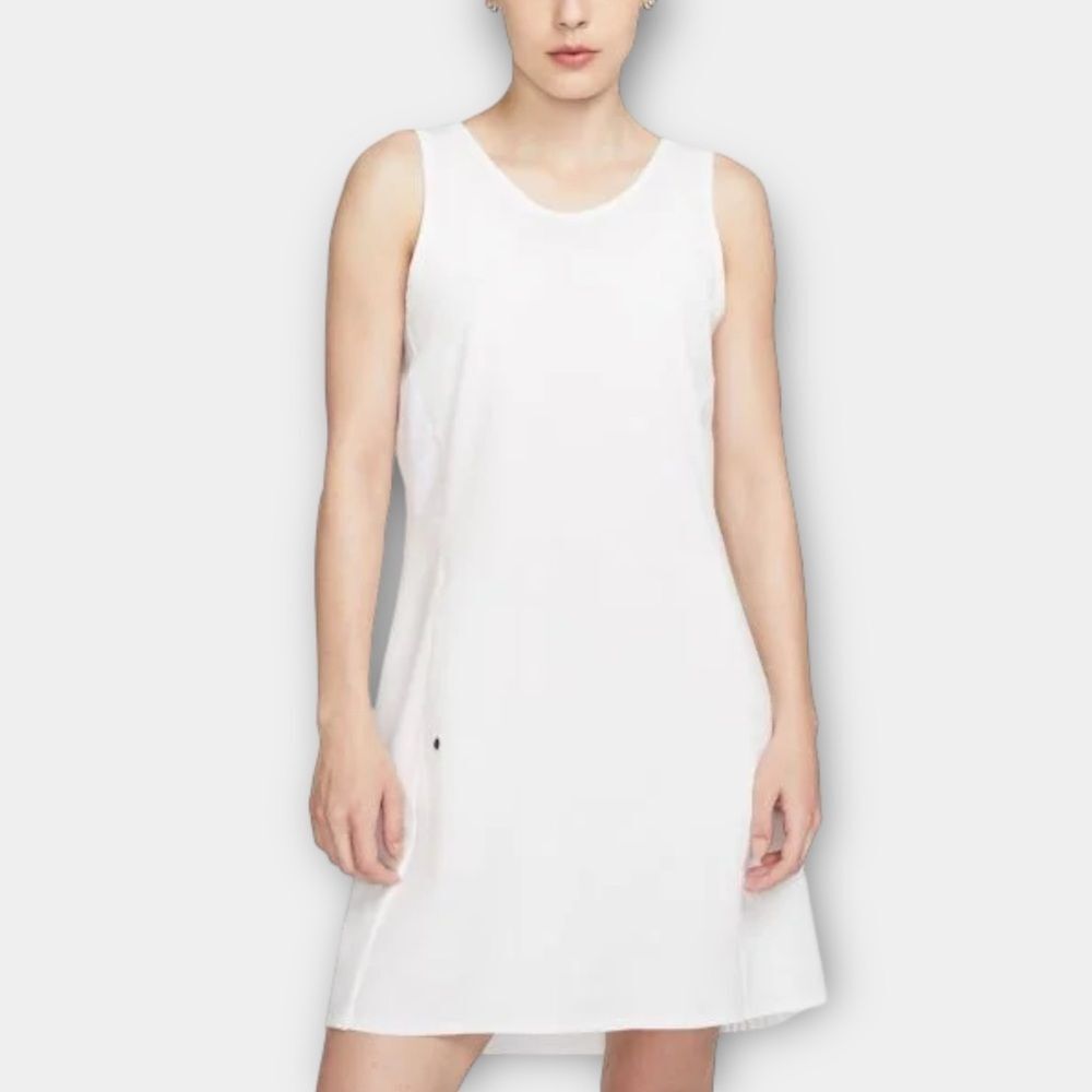 Nike Golf NWT Women’s Dri-FIT Ace Golf Dress -DH2437- size XS- tennis pickleball